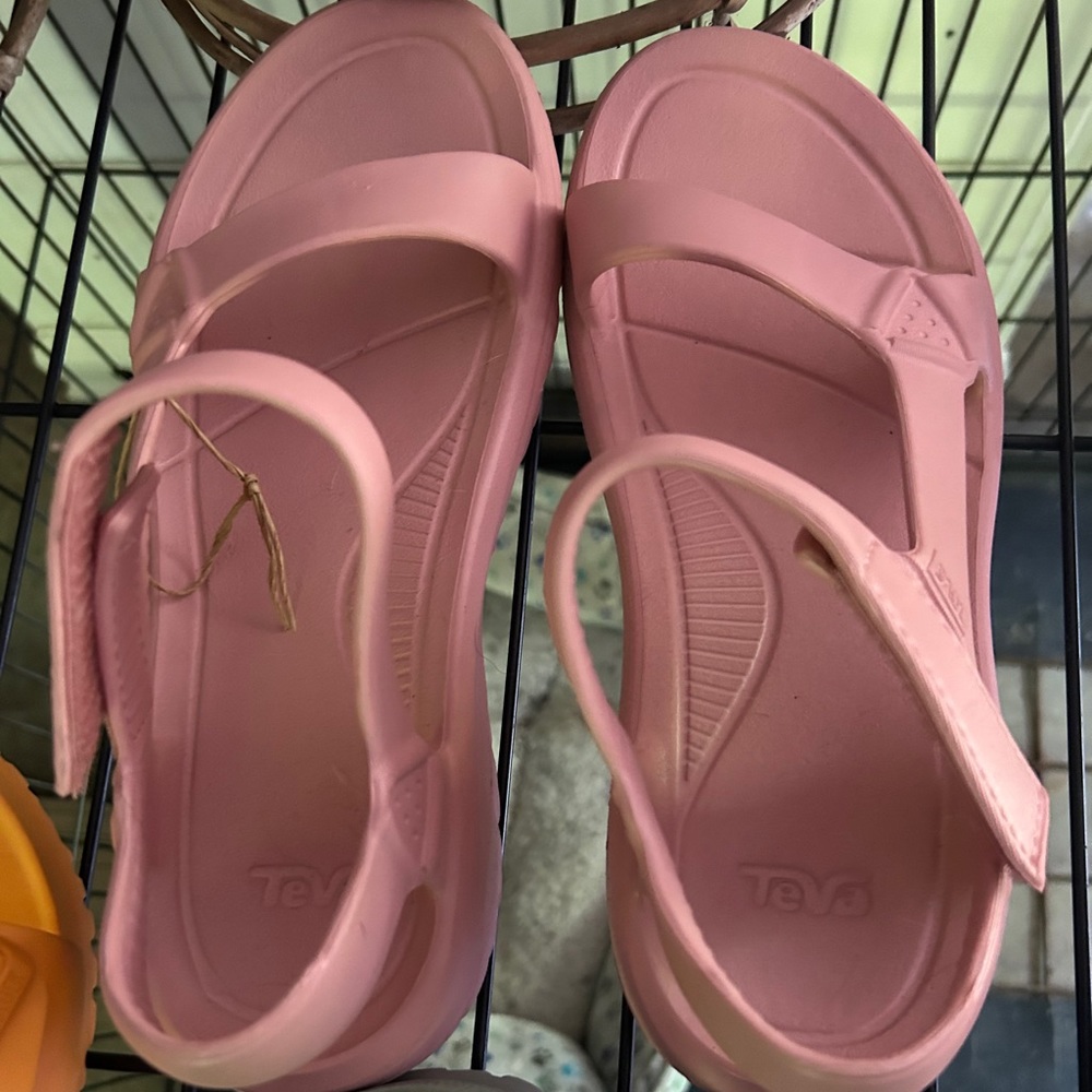 Pink Like New Teva Sandals